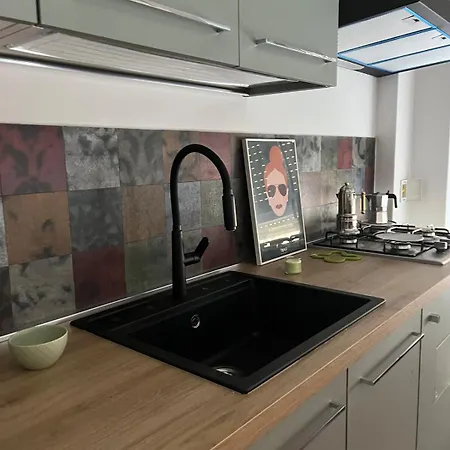 Terni 74 V&b Rock House *